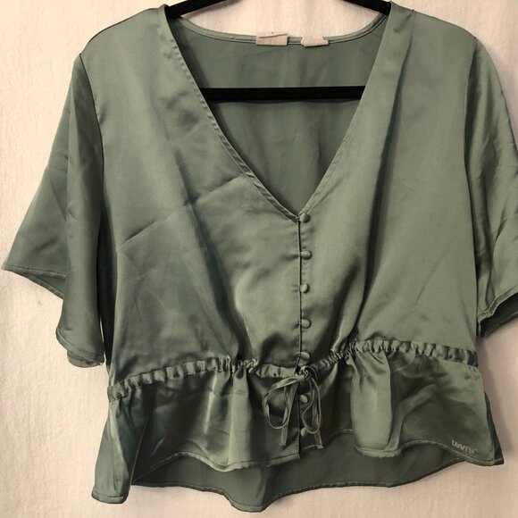 Levis Pretty Silky Blouse: Size M - Picture 2 of 11